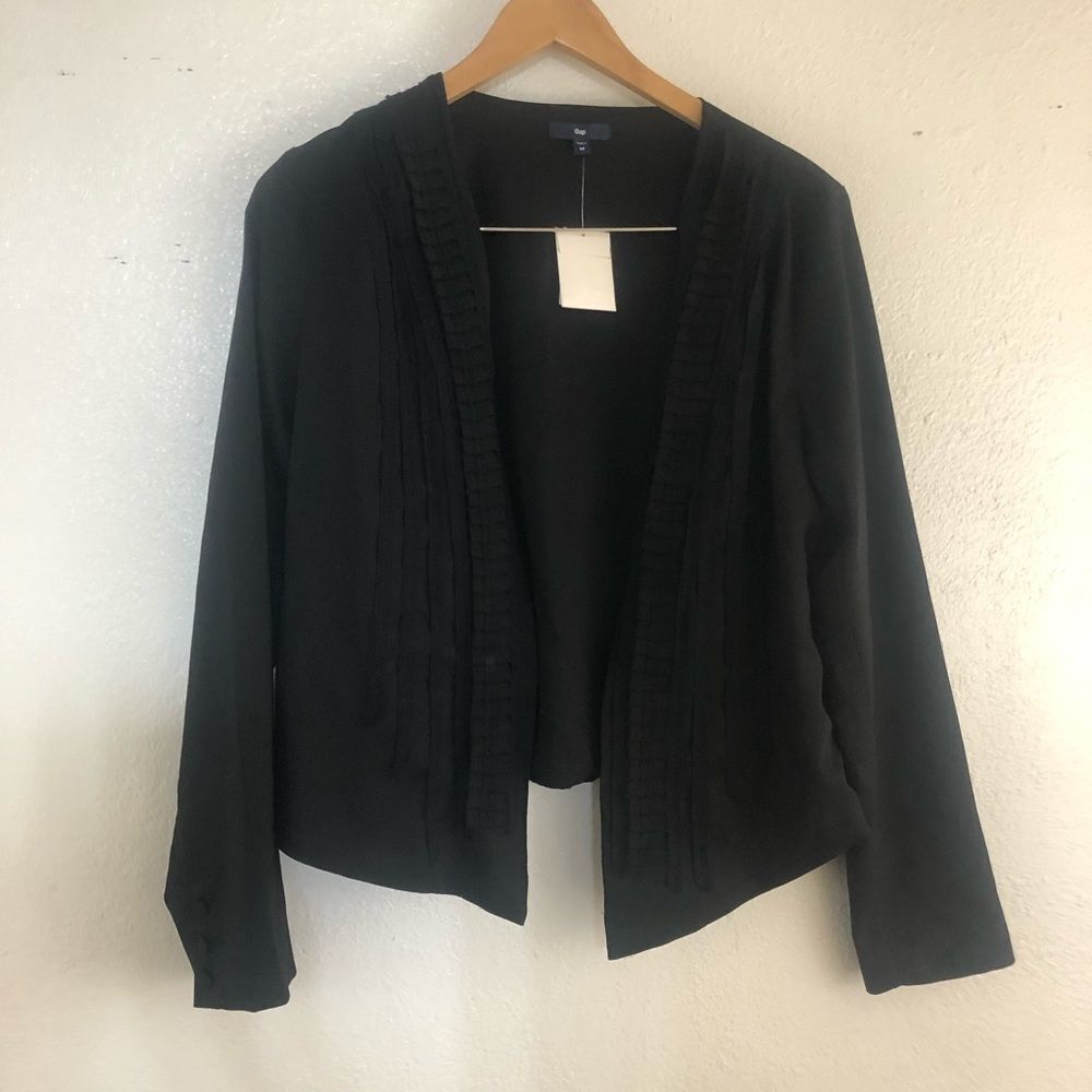 Gap Black Open Blazer With Small Ruffle Detail On Sides Size M. New With Tags